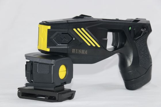 comprar Arma de aturdimiento HUSHA impermeable IP57 con voltaje de salida de 55KV y batería recargable para la aplicación de la ley Fabricación en línea