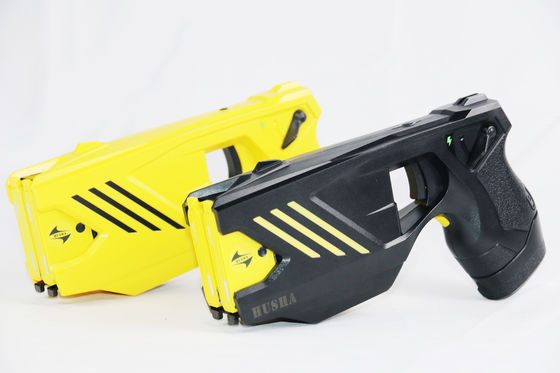 comprar HUSHA doble disparo pistola de aturdimiento con 7.4V batería de 1400mAh y IP57 arma de defensa a prueba de agua Fabricación en línea