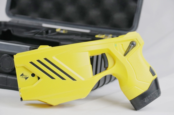 comprar Trifunción cartucho doble pistola de aturdimiento de baja potencia para protección control remoto Fabricación en línea