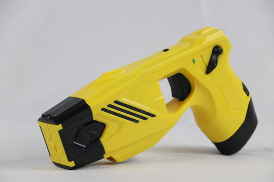 comprar Pistola paralizante de un solo disparo con voltaje de salida de 55KV, impermeable IP57 y alcance de 7 metros para fuerzas del orden Fabricación en línea